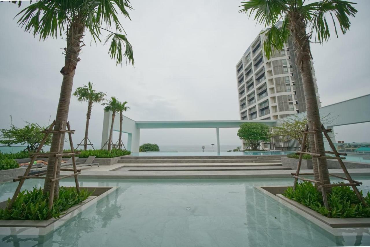 Appartamento Ar Aeras Pattaya Esterno foto