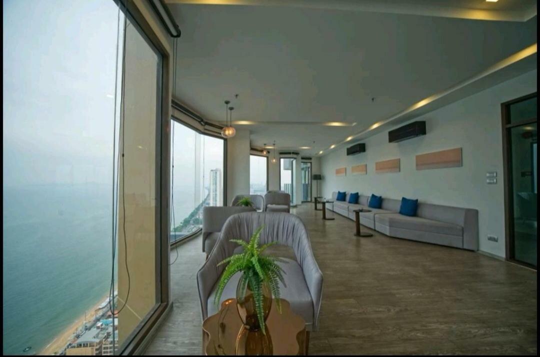 Appartamento Ar Aeras Pattaya Esterno foto