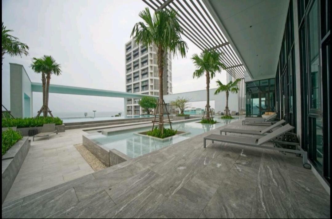 Appartamento Ar Aeras Pattaya Esterno foto
